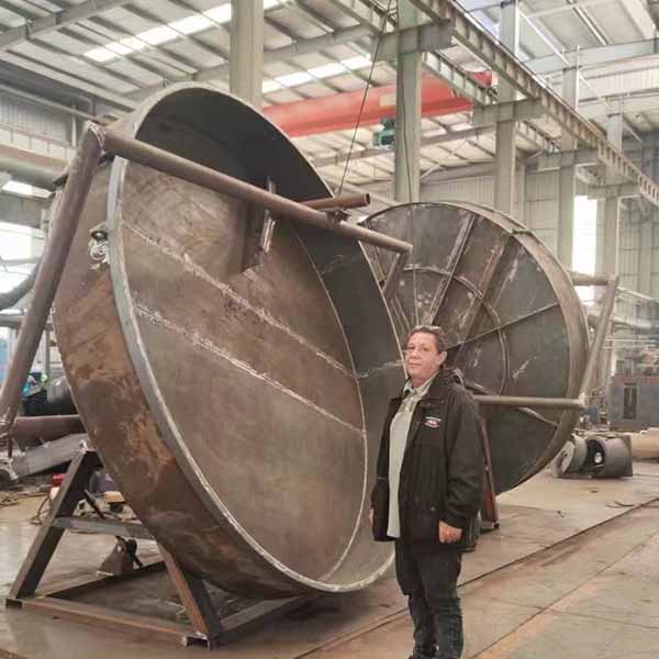 Pan granulator